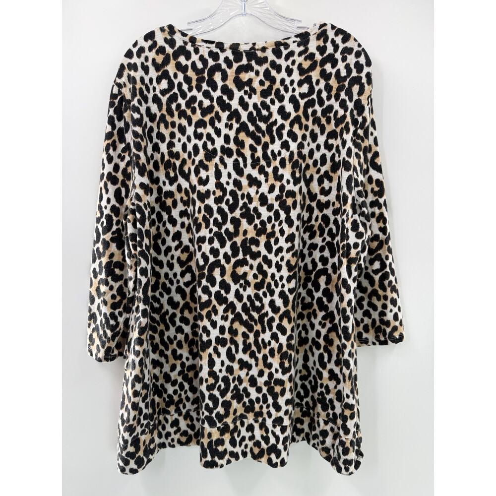 Chico's Women's Classic Everyday Casual Animal Print Knit Shirt Size 4 (XXL) - Picture 7 of 9